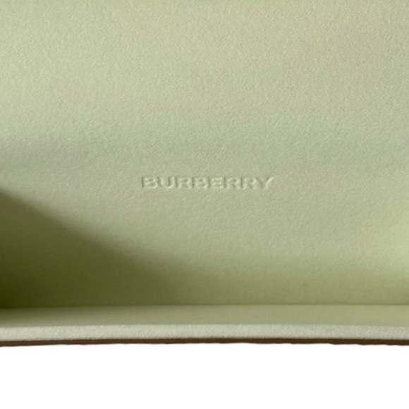 Burberry Leather Glasses Case With Cleaning Cloth - Picture 6 of 8